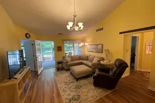 732 W Barrington Cir, Jackson, MI 49203 - Photo 9