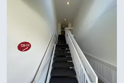 732 W Barrington Circle, Jackson, MI 49203 - Photo 3