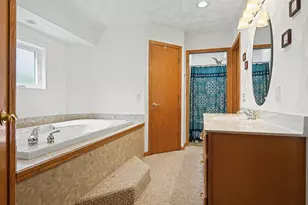 53126 Ridgeview Cir, Paw Paw, MI 49079 - Photo 15