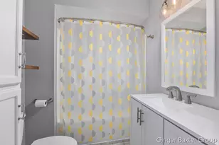 4372 Hunsberger Ave NE, Grand Rapids, MI 49525 - Photo 17