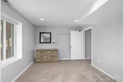 4372 Hunsberger Avenue NE, Grand Rapids, MI 49525 - Photo 21