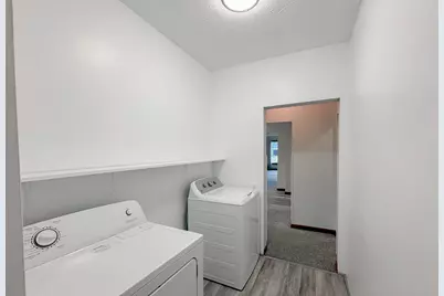 1407 Kenwood Avenue, Belding, MI 48809 - Photo 25