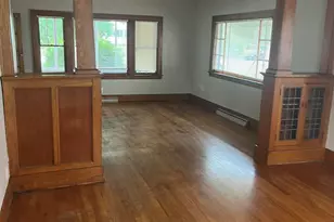 907 Lake Michigan Dr NW, Grand Rapids, MI 49504 - Photo 3