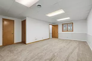 3171 Maple Villa Dr SE, Grand Rapids, MI 49508 - Photo 13