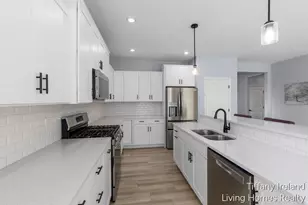 2911 Isle Grand Dr NE, Belmont, MI 49306 - Photo 13