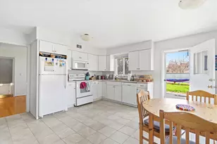 2220 E Stadium Blvd, Ann Arbor, MI 48104 - Photo 9