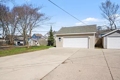 35 E 17th Street, Holland, MI 49423 - Photo 23