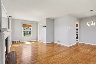 704 Whites Rd, Kalamazoo, MI 49008 - Photo 9