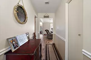 724 Columbia Ave, Holland, MI 49423 - Photo 7