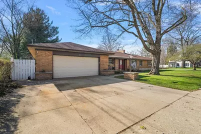 724 Columbia Avenue, Holland, MI 49423 - Photo 3