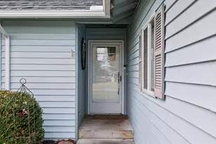 7201 Holiday Dr, Canadian Lakes, MI 49346 - Photo 7