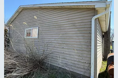 5747 W B Avenue, Plainwell, MI 49080 - Photo 3