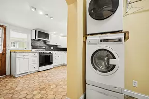 201 S Oak St, Buchanan, MI 49107 - Photo 11