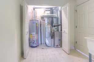 28471 Carlton Way Dr, Novi, MI 48377 - Photo 29