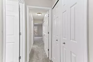 28471 Carlton Way Dr, Novi, MI 48377 - Photo 19