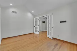 2750 Bayview Dr, Pinckney, MI 48169 - Photo 23