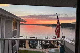 400 Lakeview Ct, Spring Lake, MI 49456 - Photo 11