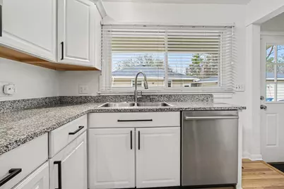 1800 Cooley Avenue, Ann Arbor, MI 48103 - Photo 17