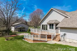 4596 Jack Pine Dr, Holland, MI 49423 - Photo 5