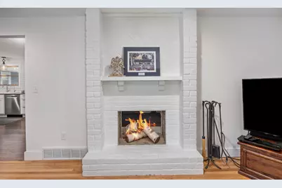 1059 Cumberland Avenue SE, Lowell, MI 49331 - Photo 13