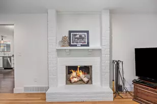 1059 Cumberland Ave SE, Lowell, MI 49331 - Photo 13