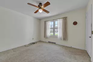 918 Nichols Rd, Kalamazoo, MI 49006 - Photo 15