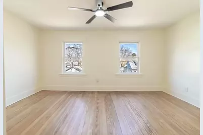 71 W Burnham Street W, Battle Creek, MI 49015 - Photo 21