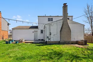 111 Central Ct, Garden City, MI 48135 - Photo 23