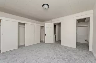 758 Pearl St, Benton Harbor, MI 49022 - Photo 23