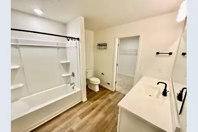 5147 Lake Pines Court, Vicksburg, MI 49097 - Photo 15