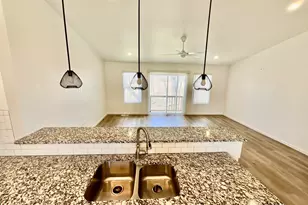 5147 Lk Pines Ct, Vicksburg, MI 49097 - Photo 9