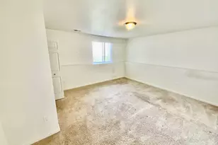 5147 Lk Pines Ct, Vicksburg, MI 49097 - Photo 17