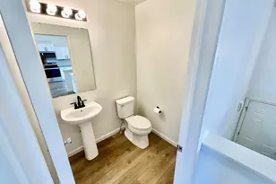 5147 Lk Pines Ct, Vicksburg, MI 49097 - Photo 13