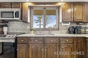 19094 Walden Dr, Spring Lake, MI 49456 - Photo 11