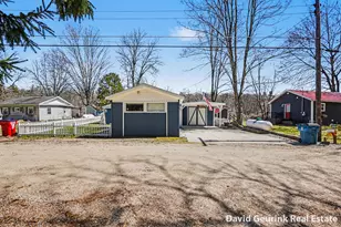 7566 Main St, Newaygo, MI 49337 - Photo 27