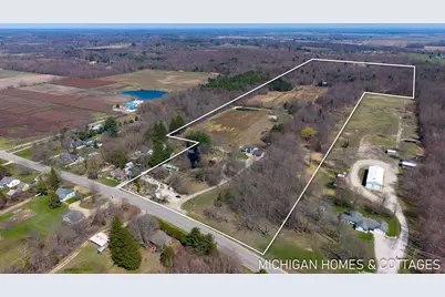 1661 68th Street, Fennville, MI 49408 - Photo 1