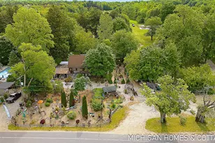 1661 68th St, Fennville, MI 49408 - Photo 31