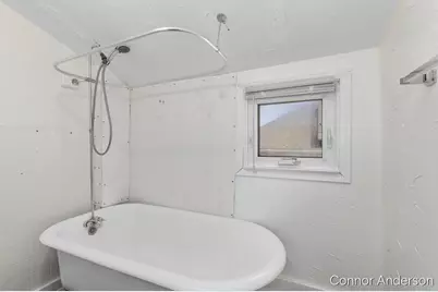 1027 Fulton Street E, Grand Rapids, MI 49503 - Photo 21