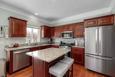 10153 E Avondale Circle, Ypsilanti, MI 48198 - Photo 9