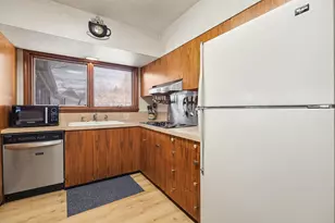 600 Browning Ave, Manistee, MI 49660 - Photo 9