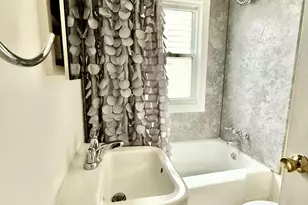 1221 Webster St NW, Grand Rapids, MI 49504 - Photo 11