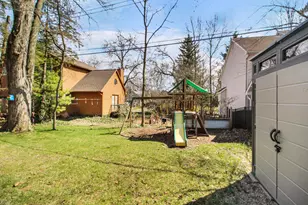 1860 Robert St, Ann Arbor, MI 48104 - Photo 47