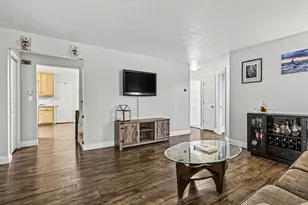 3342 Washington Ave, Saint Joseph, MI 49085 - Photo 9