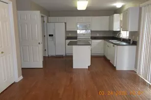 9855 High Meadow Dr, Ypsilanti, MI 48198 - Photo 3
