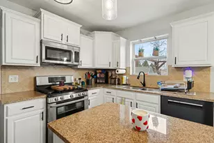 1754 Grovenberg Ct, Vicksburg, MI 49097 - Photo 11