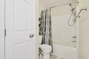 4606 Country Hill Dr SE, Kentwood, MI 49512 - Photo 25