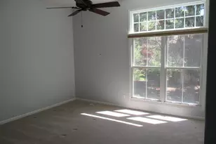 982 Sunflower Ct, Holland, MI 49424 - Photo 11