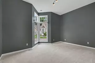 982 Sunflower Ct, Holland, MI 49424 - Photo 11