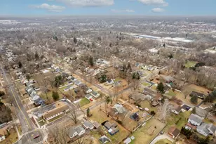 986 N Prospect Rd, Ypsilanti, MI 48198 - Photo 39