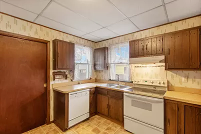 986 N Prospect Road, Ypsilanti, MI 48198 - Photo 13